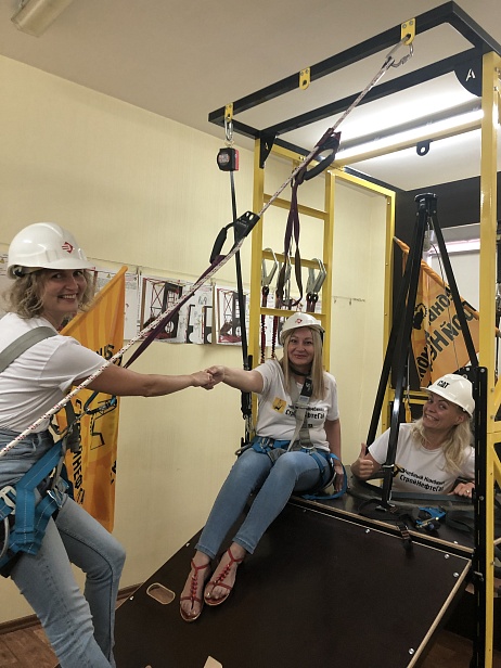 г. Томск. "Учебный Комбинат СтройНефтеГаз"  для профессионального обучения  установили тренажер "АЛЬПИНИСТ" г. Томск. "Учебный Комбинат СтройНефтеГаз"  для профессионального обучения  установили тренажер "АЛЬПИНИСТ"